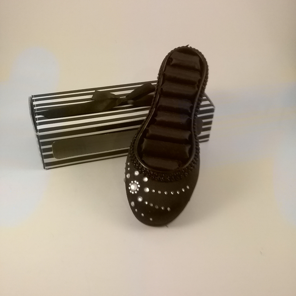 Ring Shoe Holder
